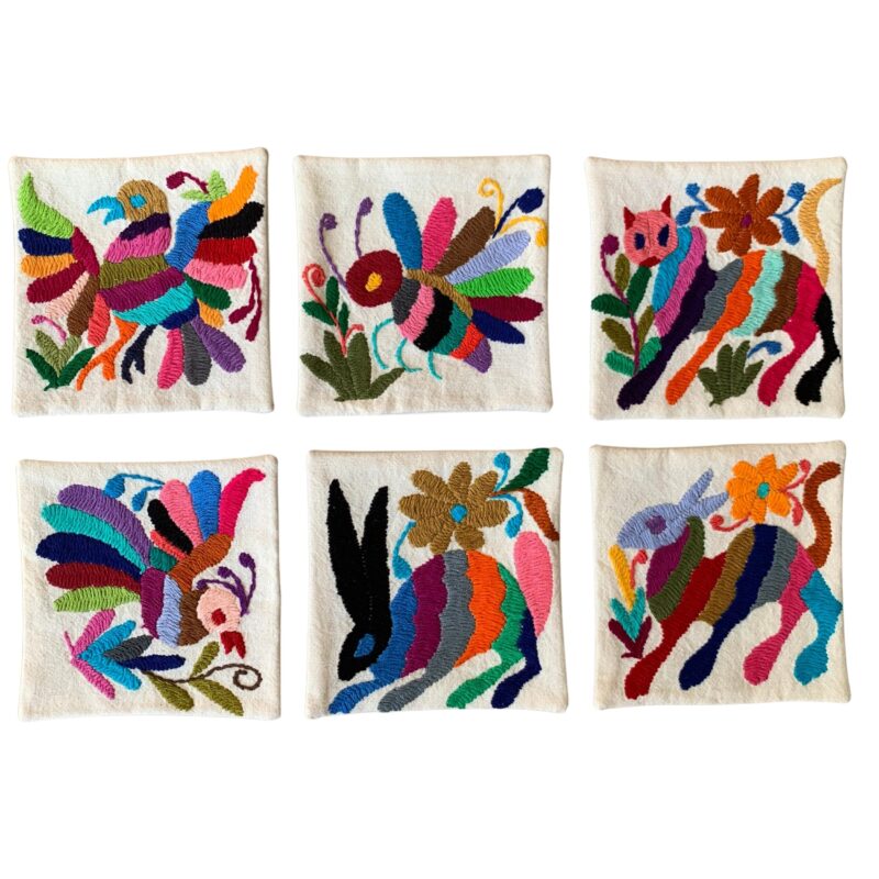 Two Sisters | Juego de 6 Portavasos, Variados Dibujos Bordado a Mano Auténtico Artesanal Original de Tenango México 11 x 11 centímetros cada uno Multicolor (Multi)