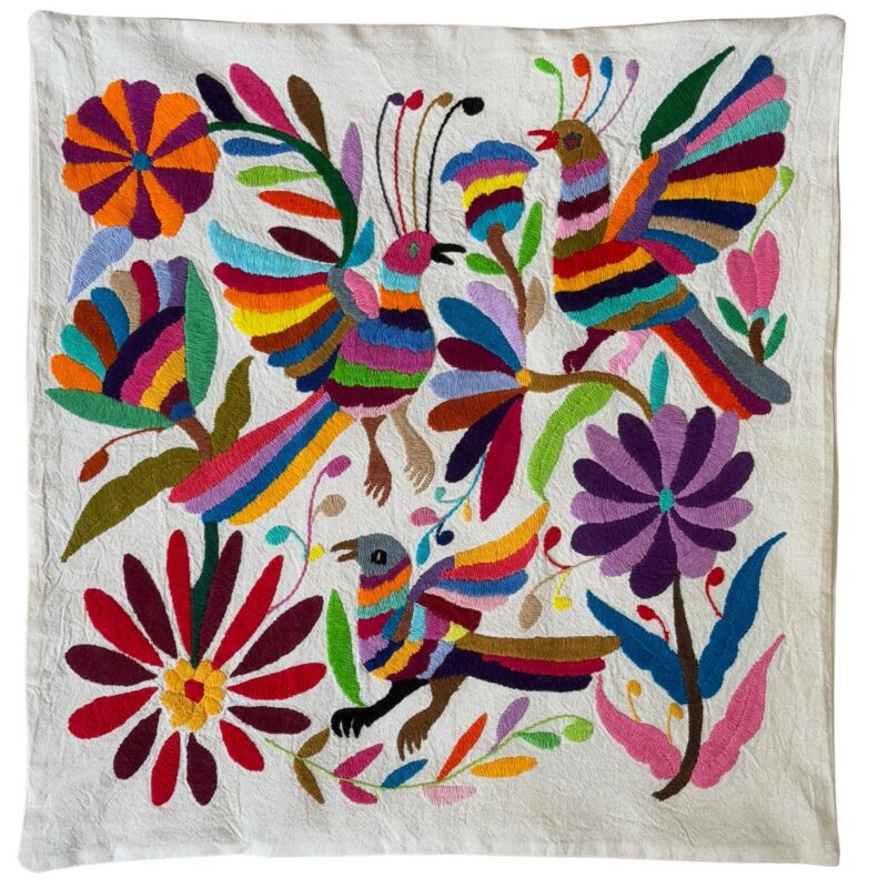 Two Sisters Funda de Cojín Bordado a Mano Auténtico Artesanal Original de Tenango México. Cuadrada 41 x 41 cm. (Te Quiero Bonita)