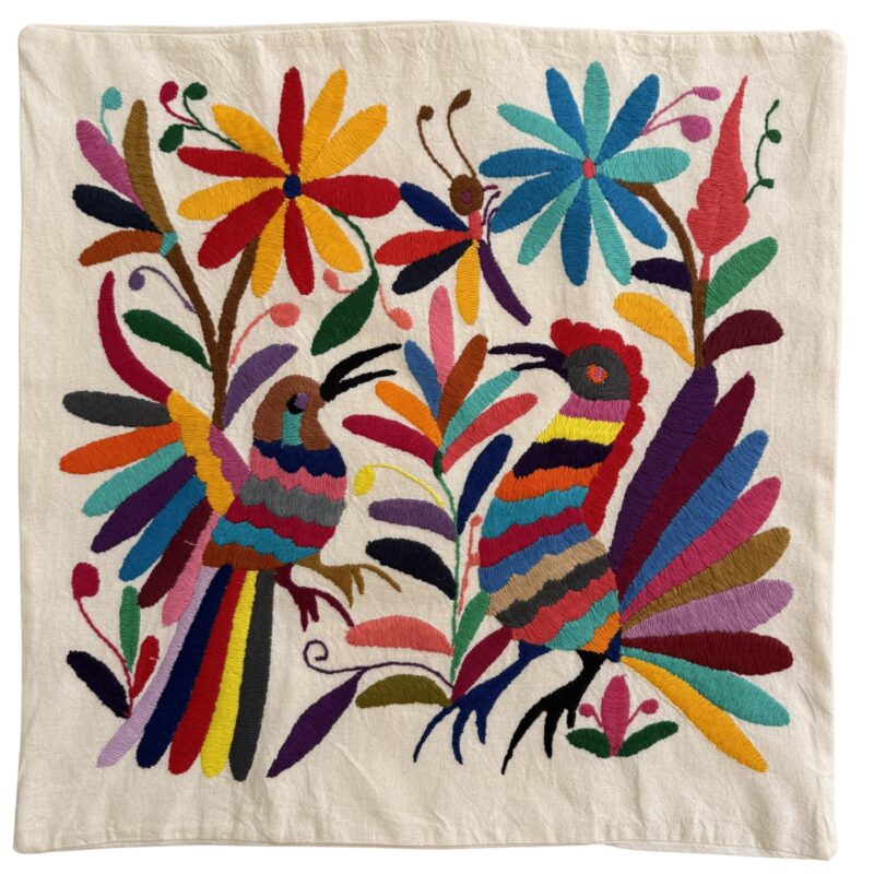 Two Sisters Funda de Cojín Bordado a Mano Auténtico Artesanal Original de Tenango México Cuadrada 41 x 41 cm (Cuando Canta el Gallo)