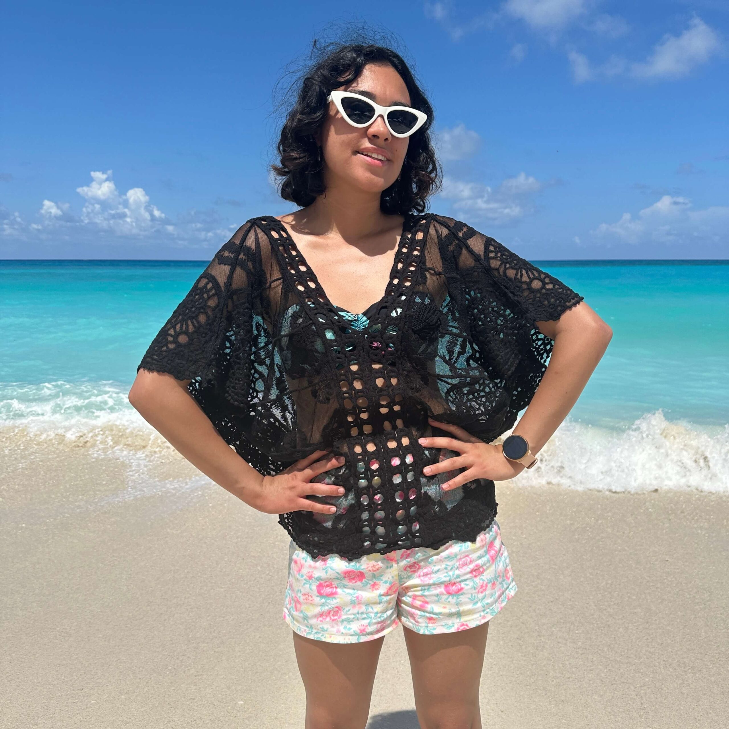 Two Sisters Ropa de Playa Tipo Blusa para Verano con Detalle de Crochet Tejido a Mano para Mujer Talla Única (Negro) - Imagen 5